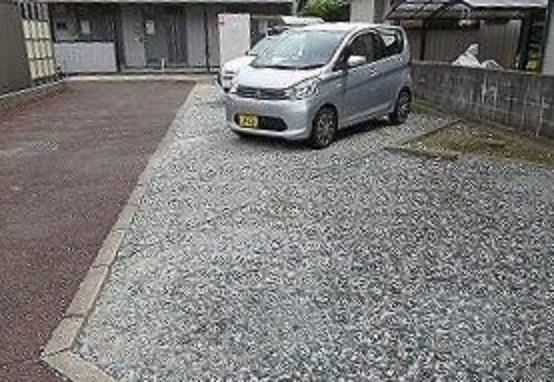 ＩＮＡ(10473)の外観・駐車場イメージ1枚目