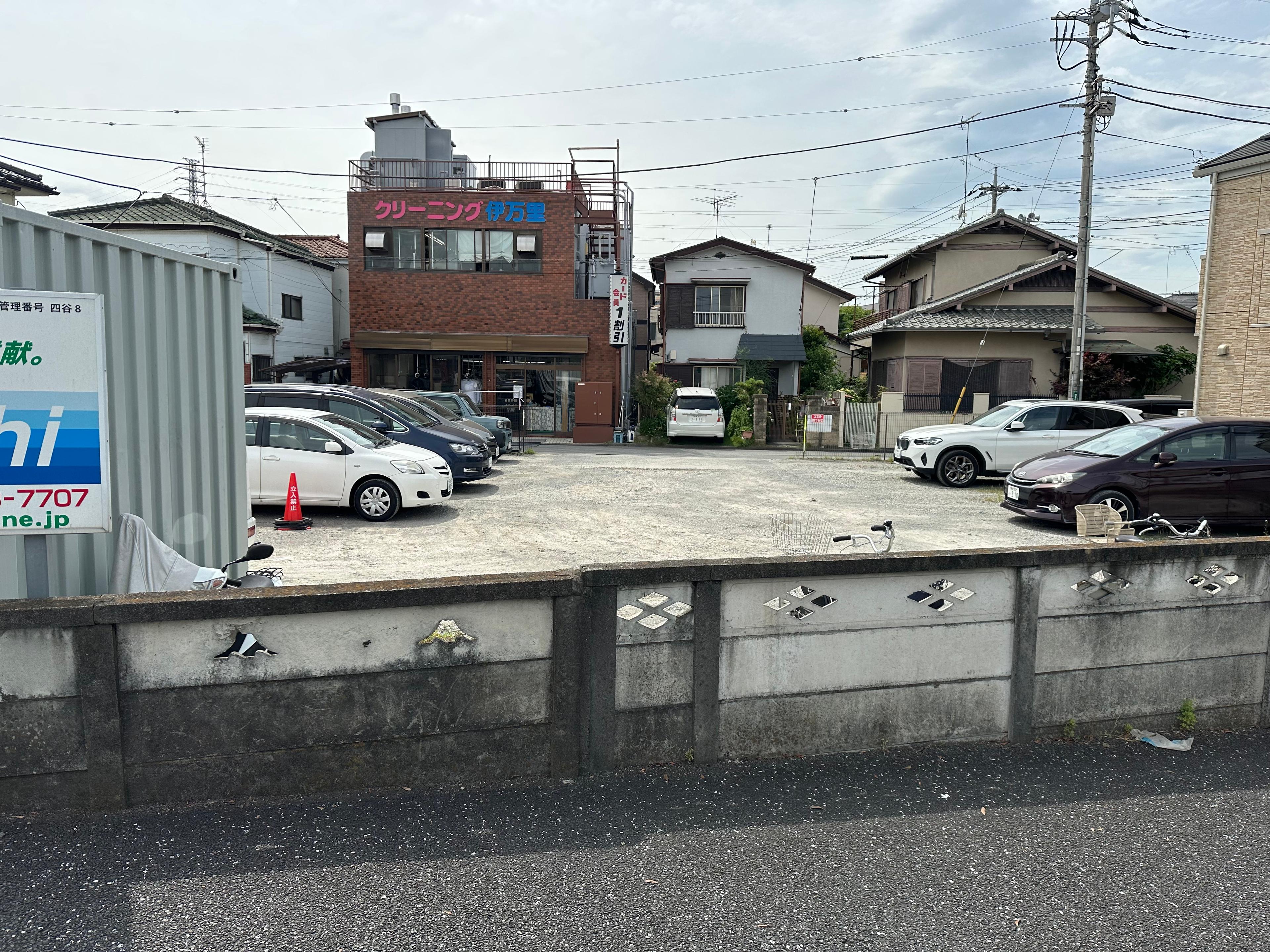 ウッディハウス駐車場①の外観・駐車場イメージ1枚目