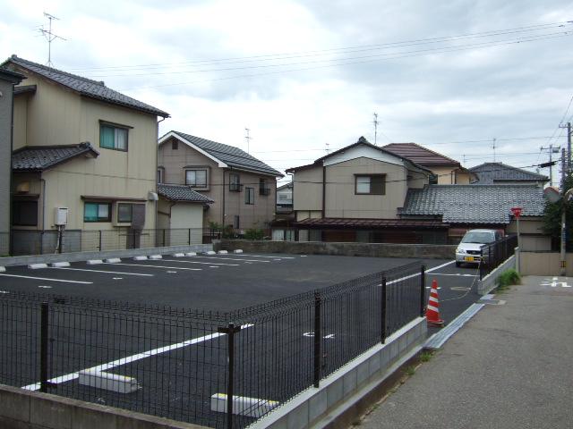 中山駐車場の外観・駐車場イメージ1枚目