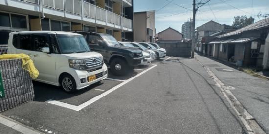 バロン・ドール(14086)の外観・駐車場イメージ1枚目