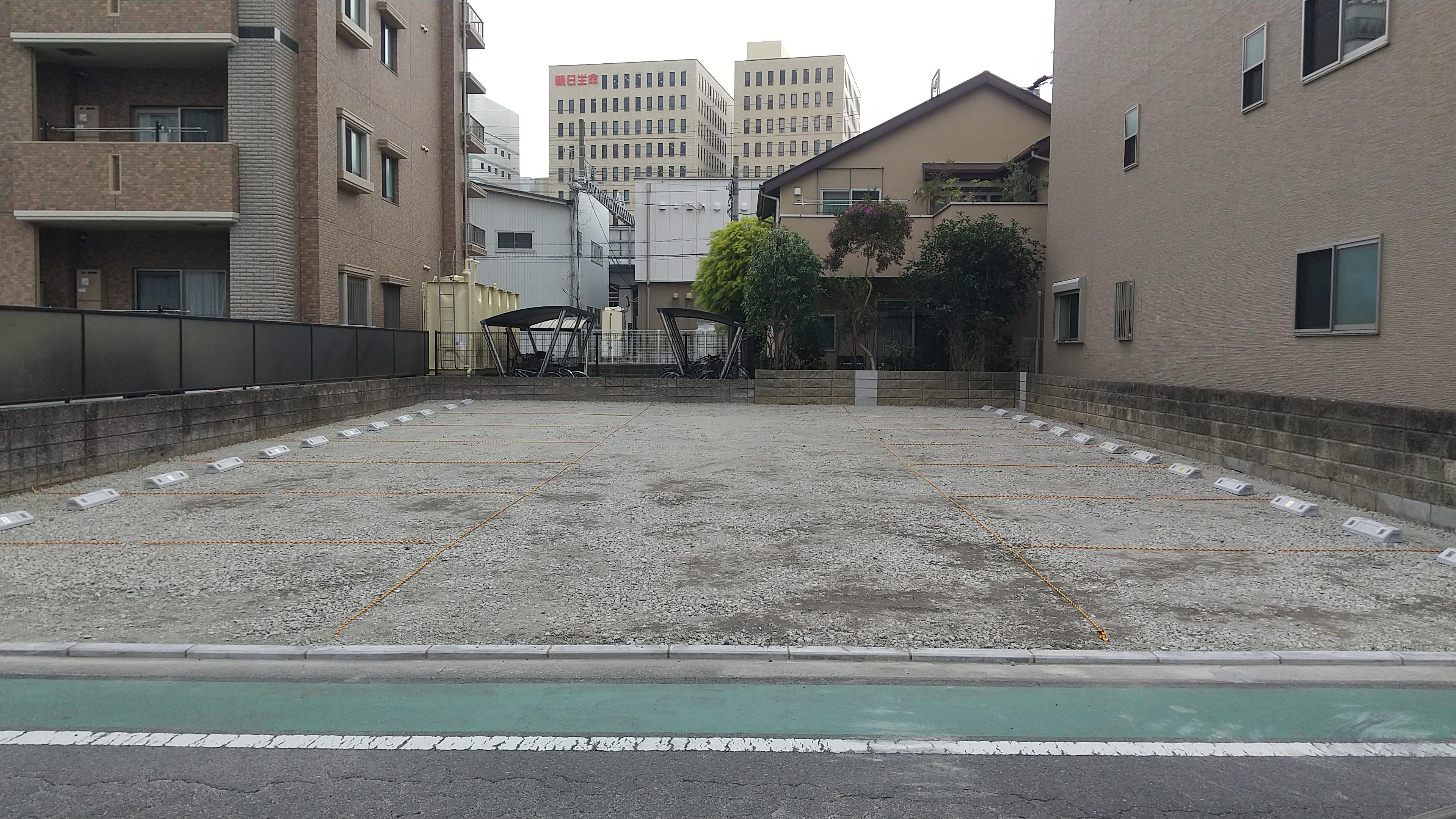 八幡1駐車場の外観・駐車場イメージ1枚目
