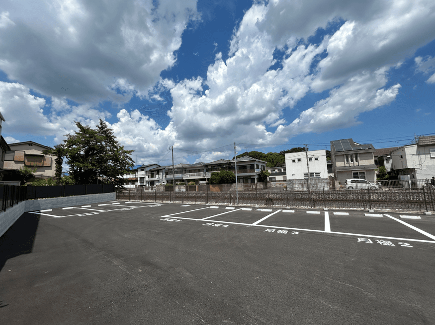 調布緑ケ丘１丁目の外観・駐車場イメージ2枚目