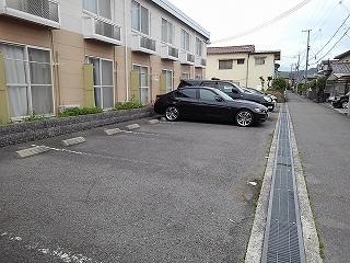 白国(16909)の外観・駐車場イメージ1枚目