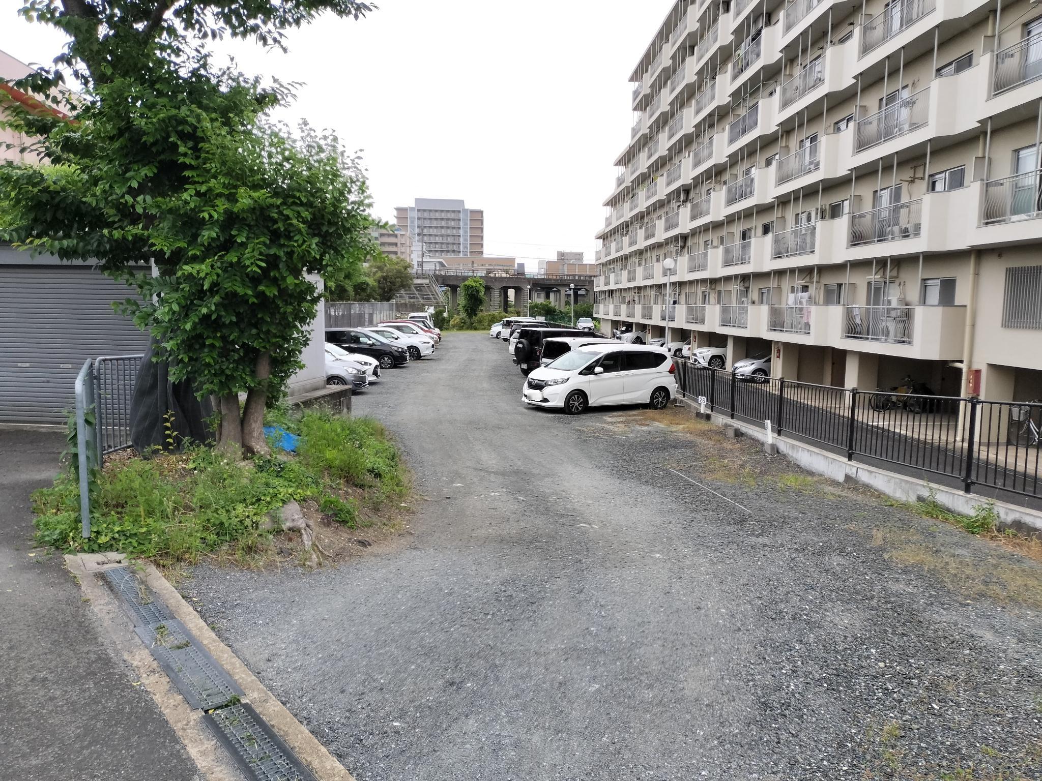 加賀山モータープールの外観・駐車場イメージ1枚目