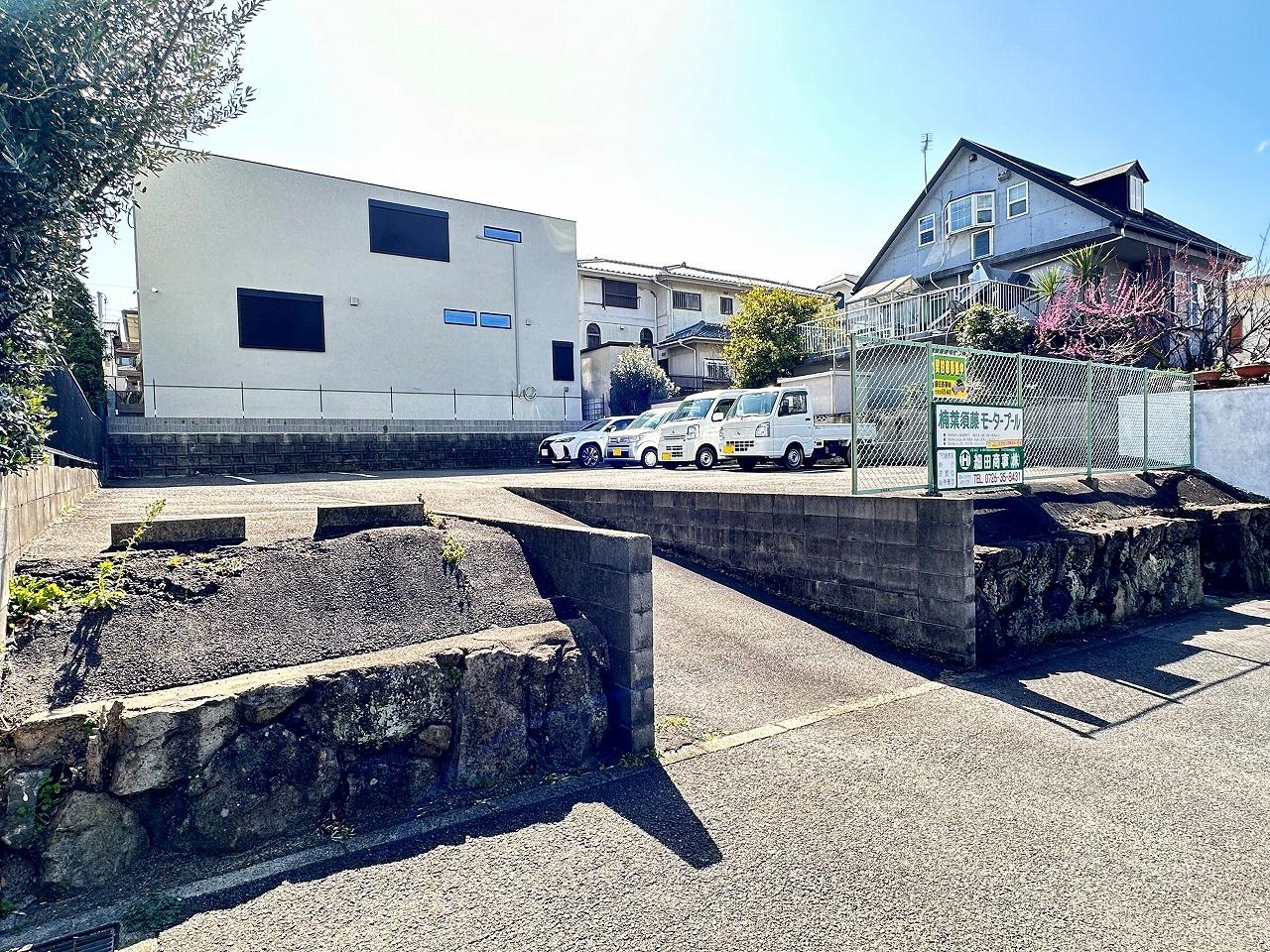 楠葉須藤モータープールの外観・駐車場イメージ1枚目