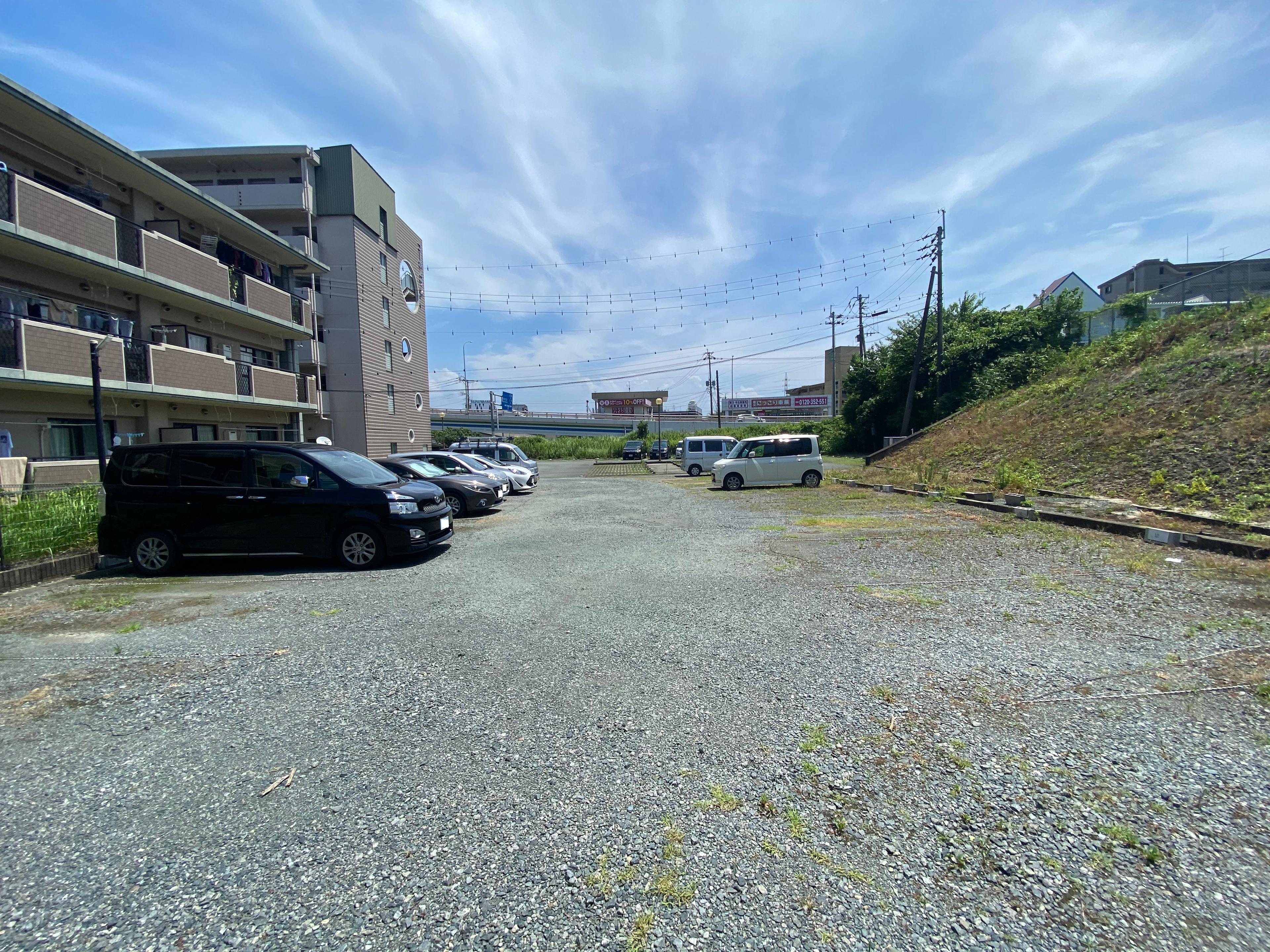 中村第二駐車場の外観・駐車場イメージ1枚目