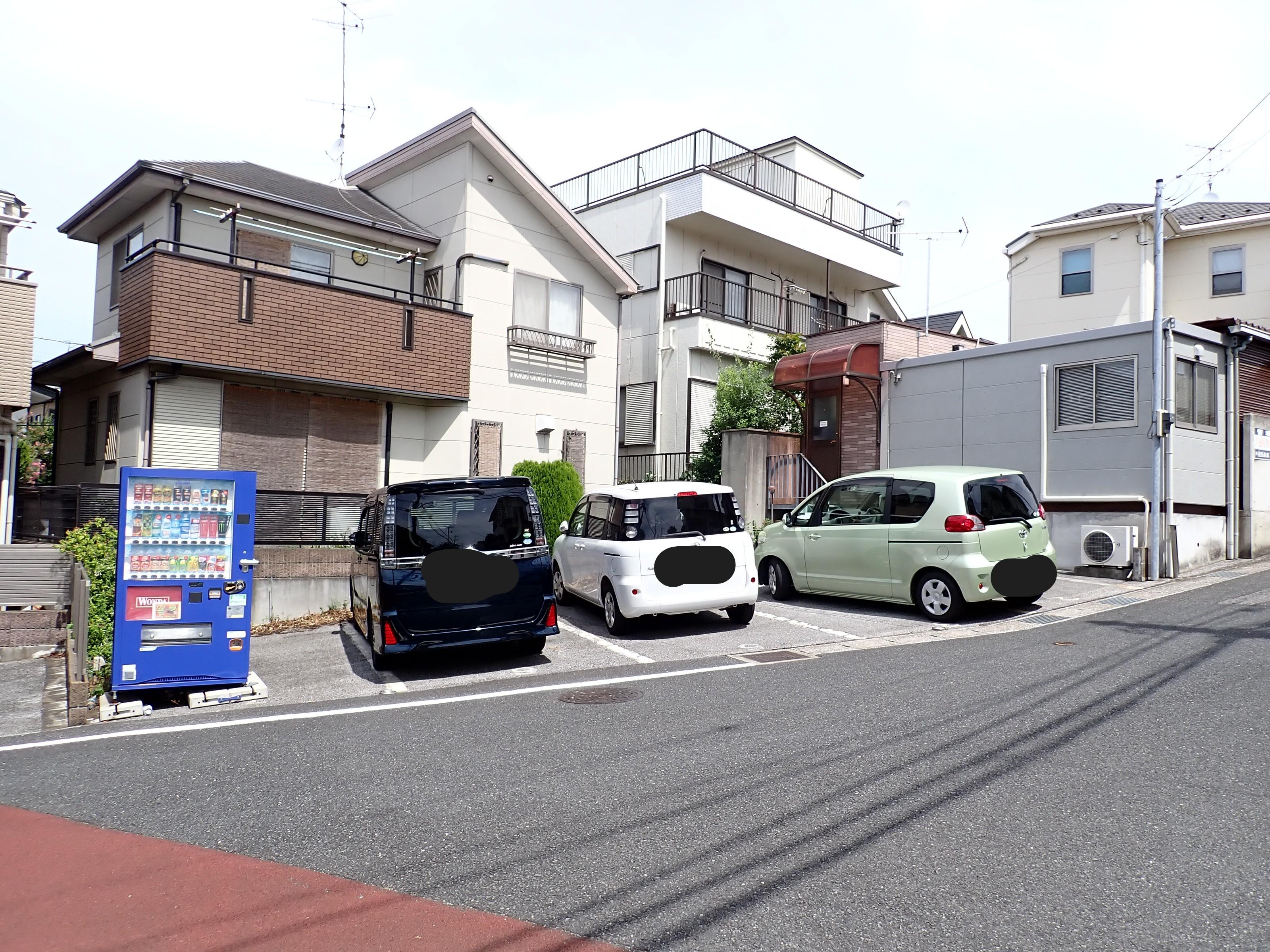 坂尾パーキングの外観・駐車場イメージ1枚目