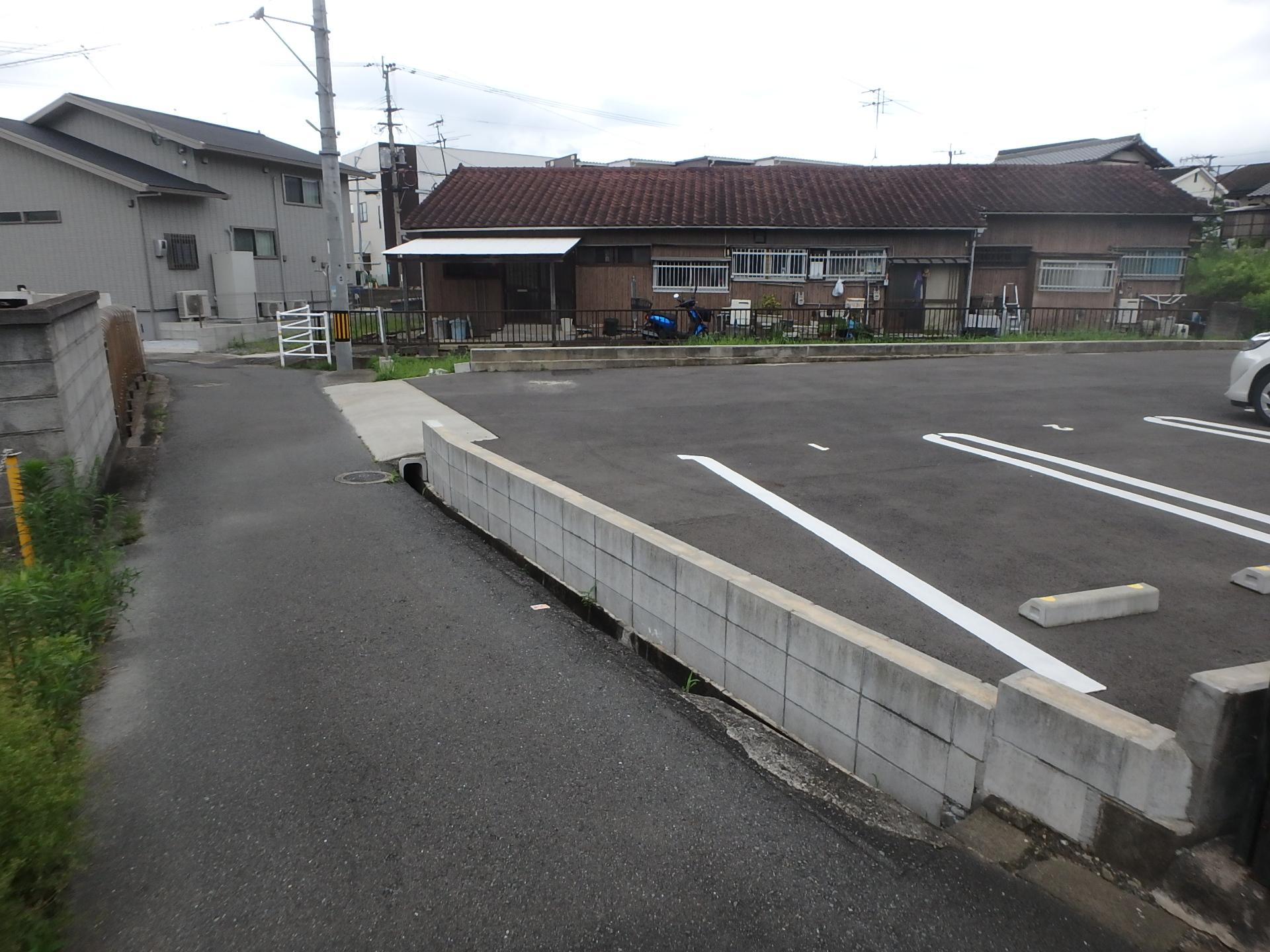 パーキング元町３５の外観・駐車場イメージ2枚目