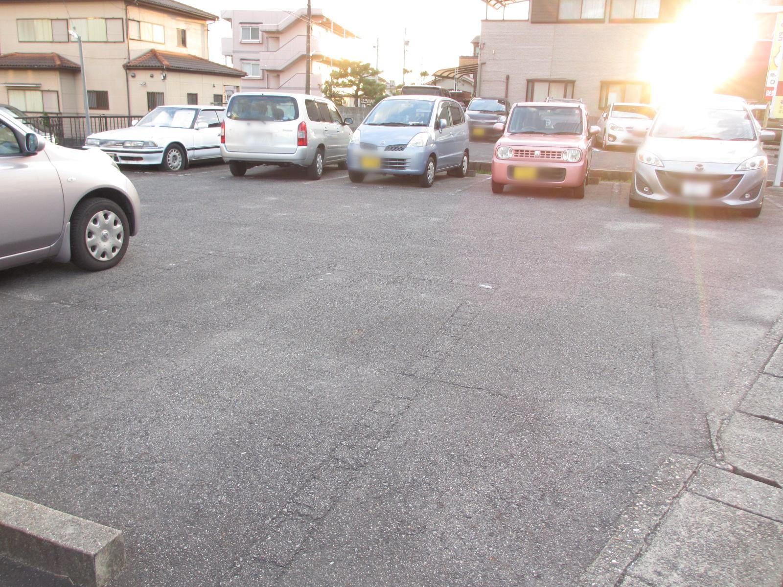 三郷町角田（稲垣）駐車場の外観・駐車場イメージ2枚目