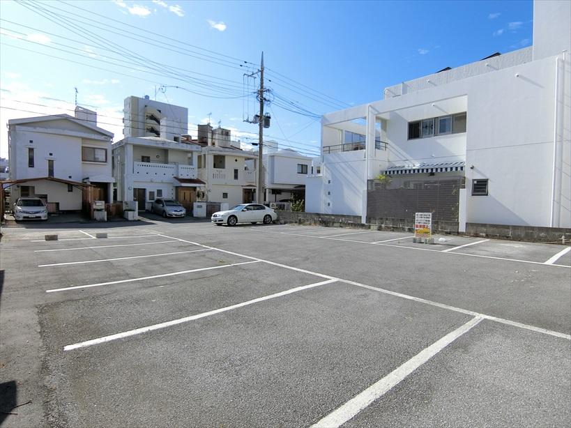 駐車場シュウの外観・駐車場イメージ2枚目