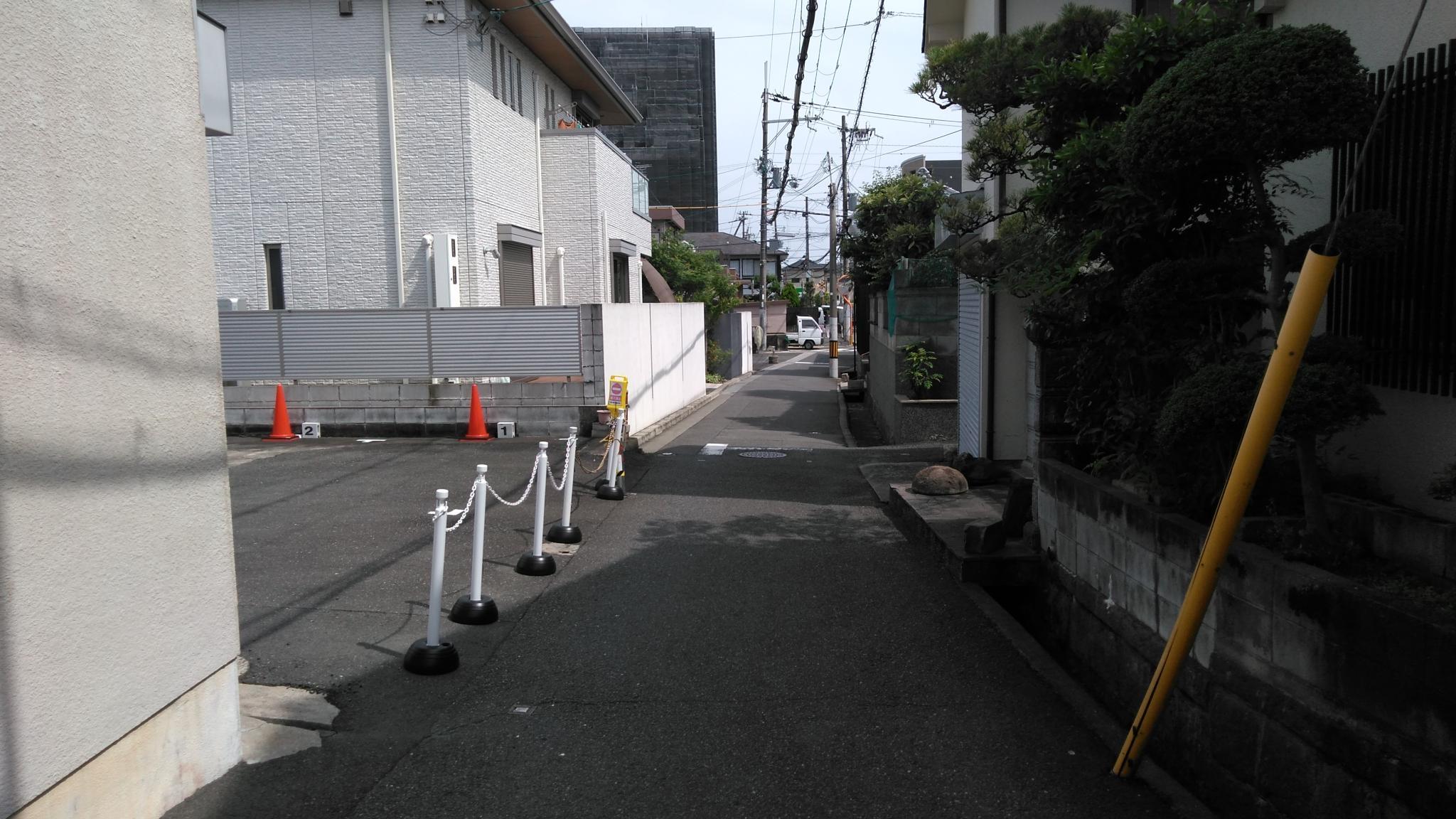 千里丘東四丁目駐車場の外観・駐車場イメージ3枚目