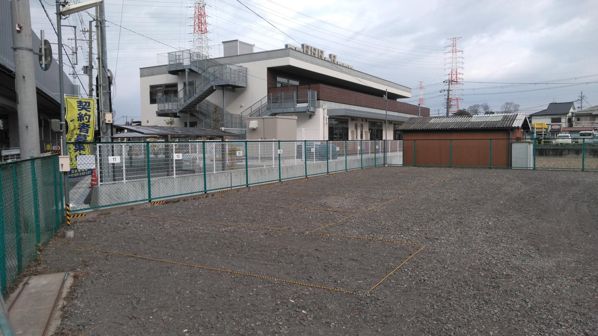 須賀町駐車場の外観・駐車場イメージ3枚目