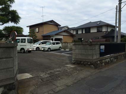 佐川(安)御殿月極駐車場の外観・駐車場イメージ1枚目