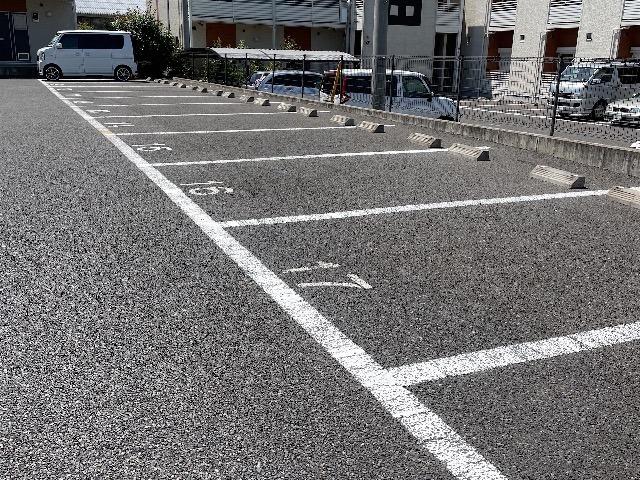 ベルジュ(54615)の外観・駐車場イメージ1枚目