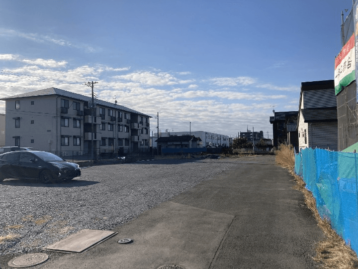 ハイライズ秋葉北側月極駐車場の外観・駐車場イメージ1枚目