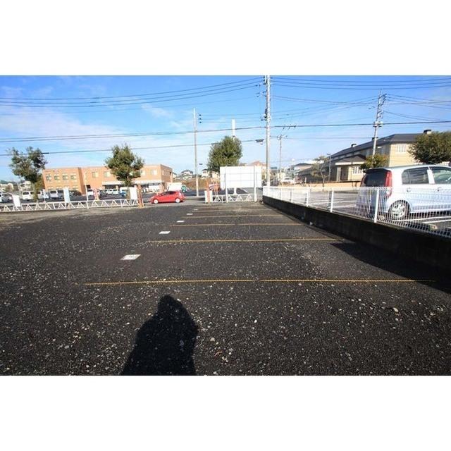 サンライズ日の出パーキングの外観・駐車場イメージ3枚目