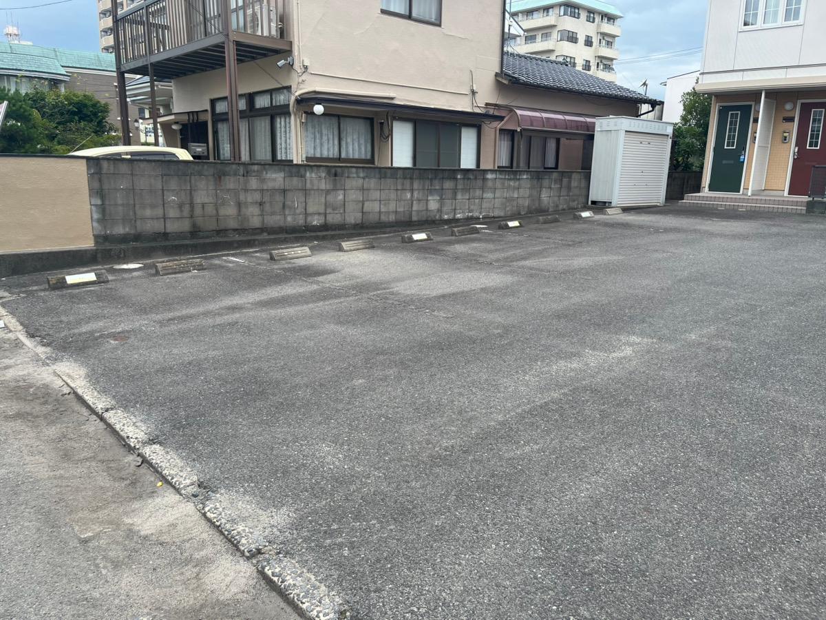 ヴィーダ・フェリース月極駐車場の外観・駐車場イメージ3枚目