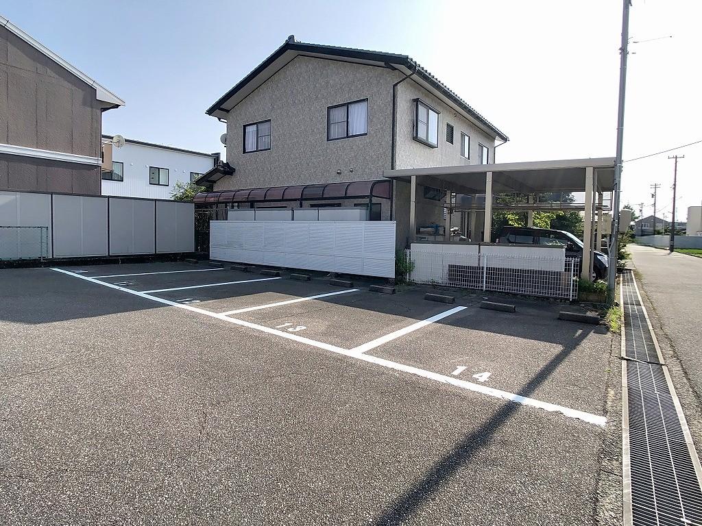寺地２丁目Ｍパーキングの外観・駐車場イメージ2枚目