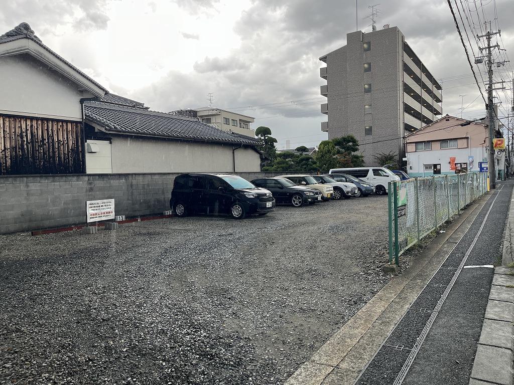 見浪モータープール 氷野1丁目の外観・駐車場イメージ1枚目