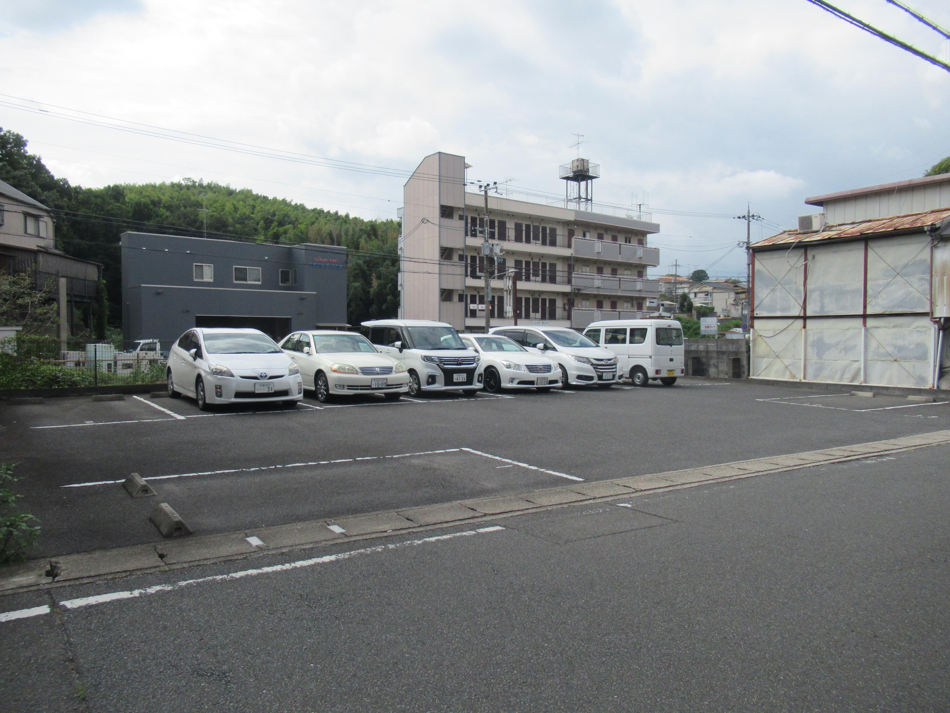 田水ガレージの外観・駐車場イメージ1枚目