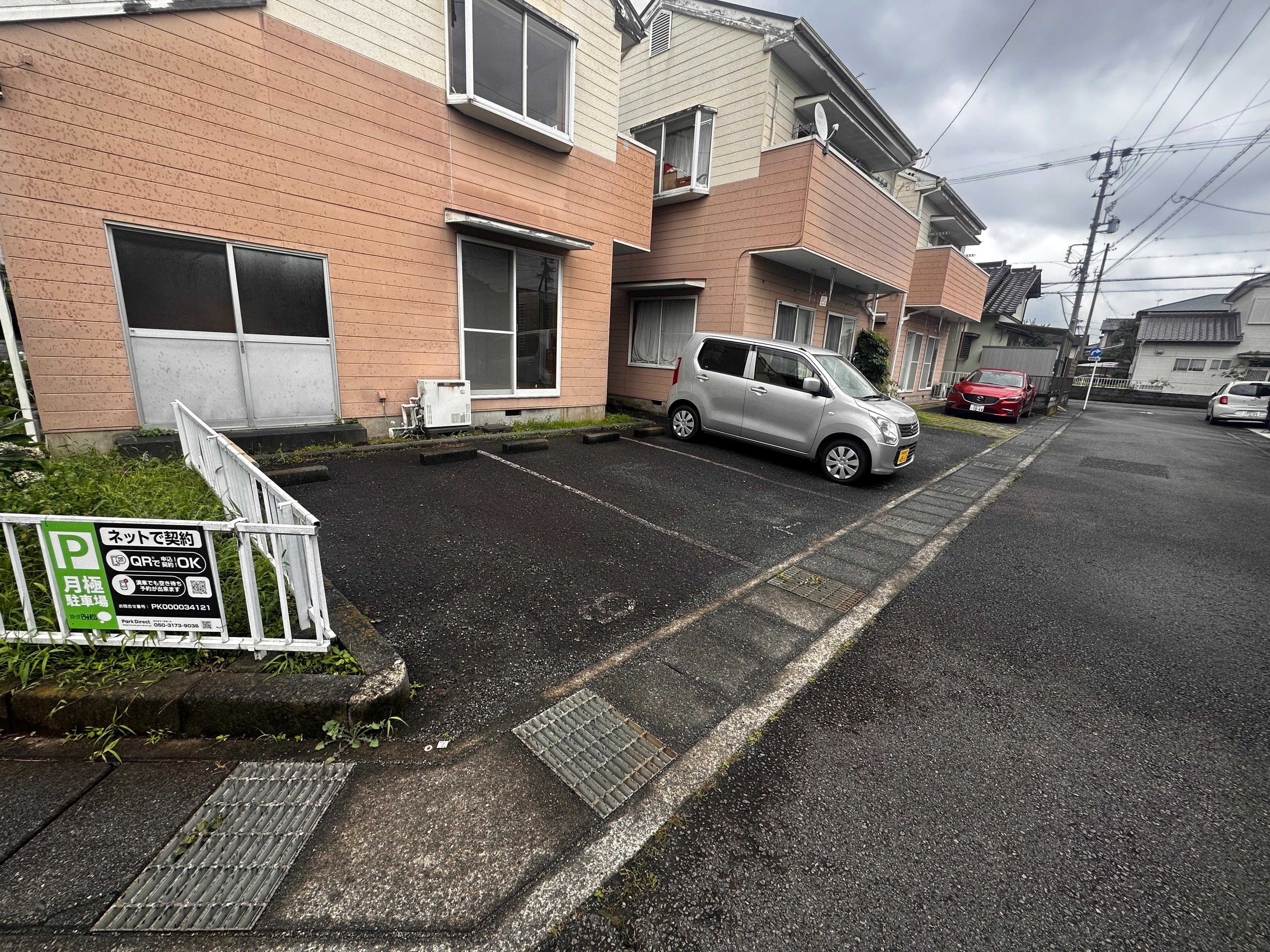 PD内野メゾネット駐車場の外観・駐車場イメージ3枚目