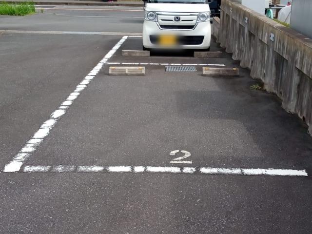 レジーナⅢ(39528)の外観・駐車場イメージ1枚目