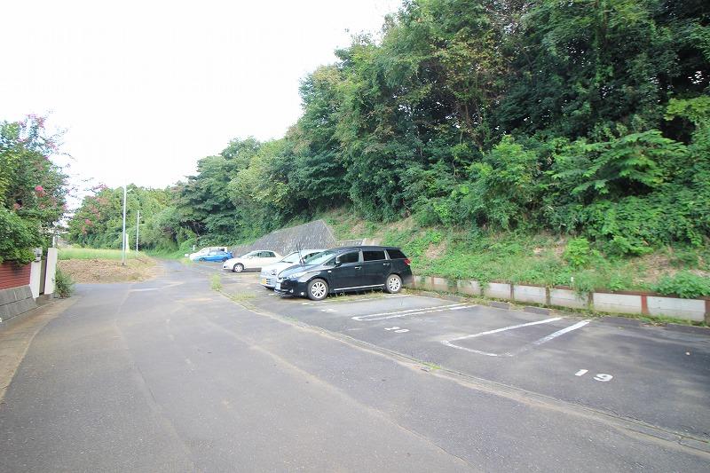 小岩田西駐車場の外観・駐車場イメージ2枚目