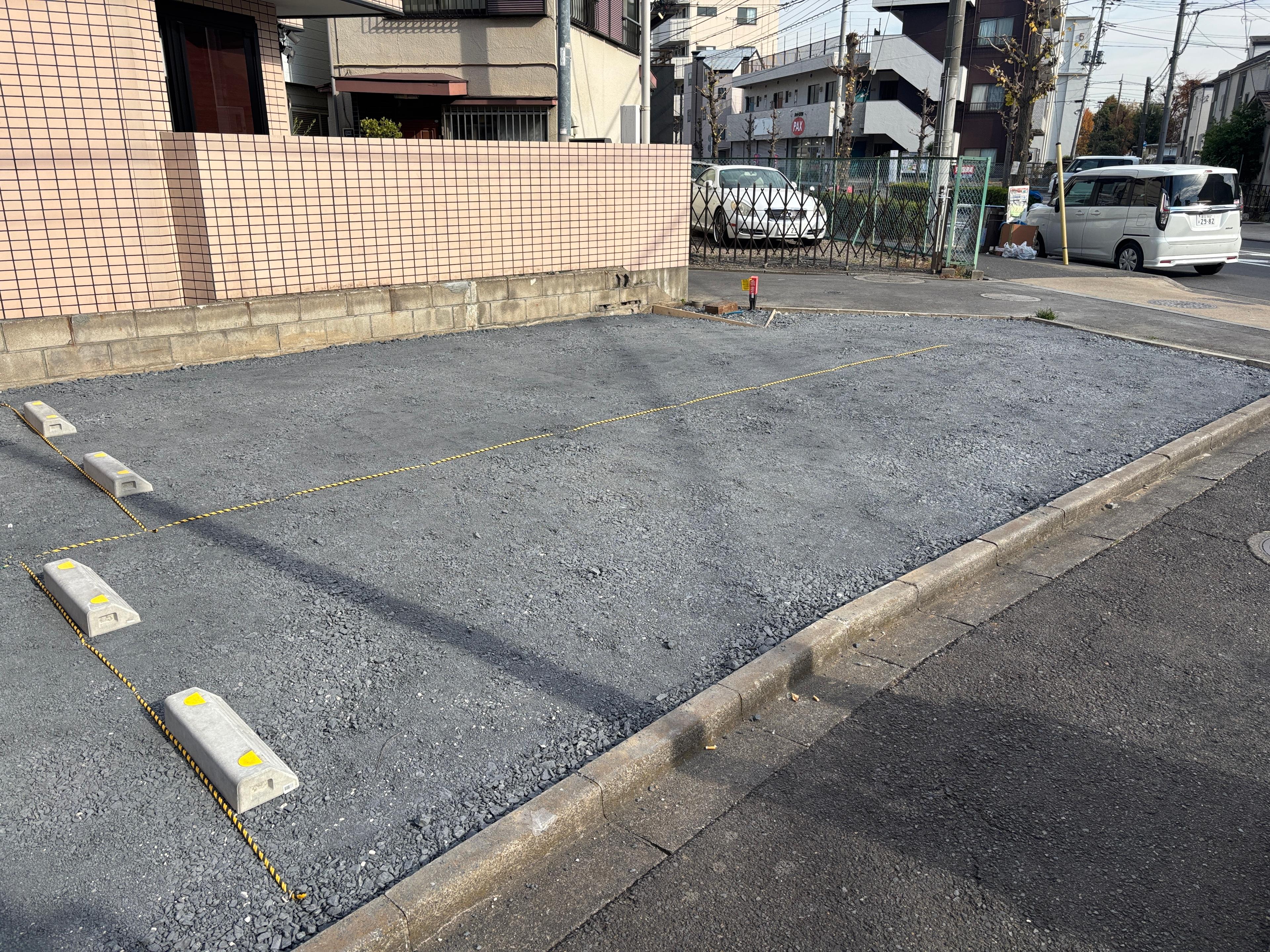 六月二丁目駐車場の外観・駐車場イメージ2枚目