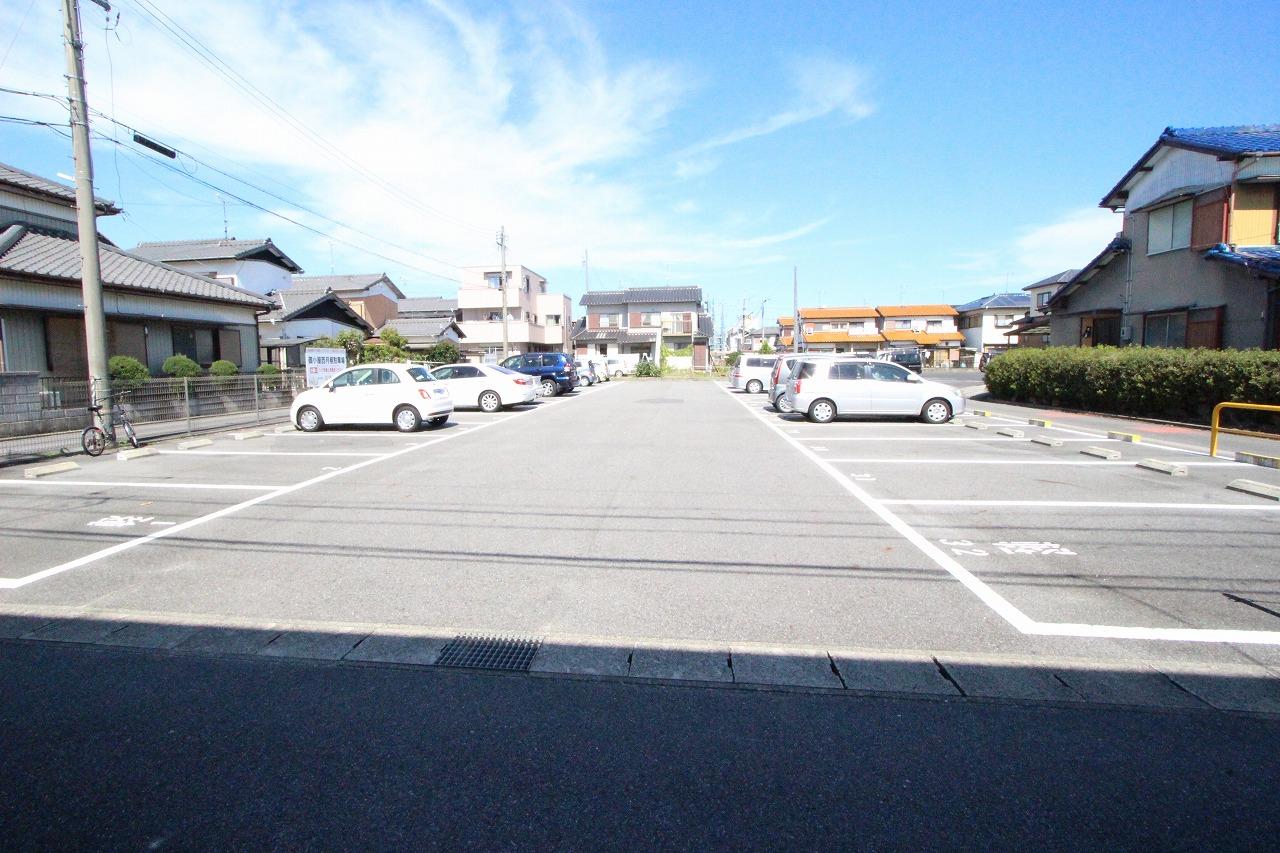 御小屋西駐車場の外観・駐車場イメージ2枚目