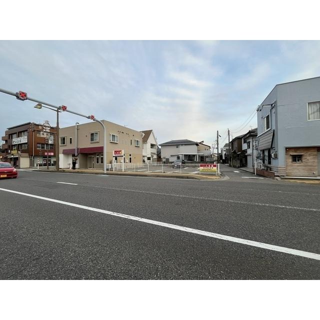 弥生町（三吉）駐車場の外観・駐車場イメージ1枚目