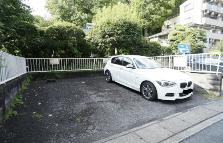 【951】YSパーキングⅢの外観・駐車場イメージ2枚目