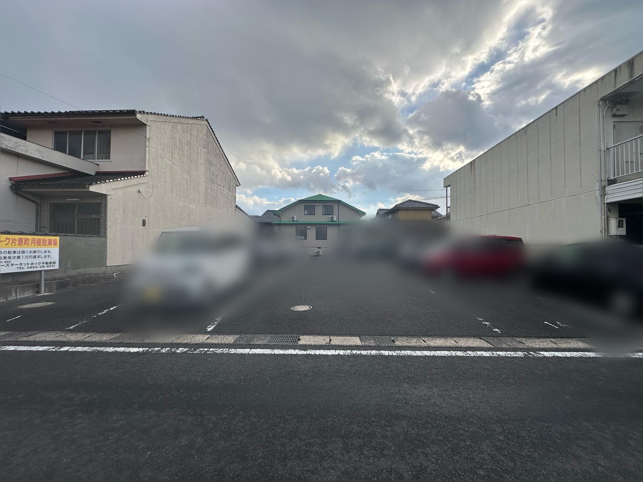 アイウォーク片原駐車場の外観・駐車場イメージ1枚目