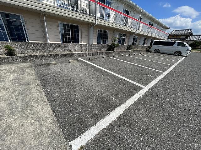 Ｓｏｕｔｈ　Ｆｏｒｅｓｔ(8830)の外観・駐車場イメージ1枚目