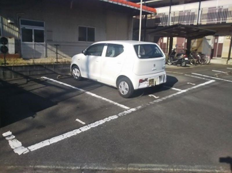ブルースカイ(26520)の外観・駐車場イメージ1枚目