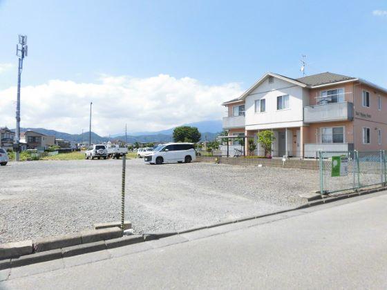 西青山駐車場の外観・駐車場イメージ1枚目
