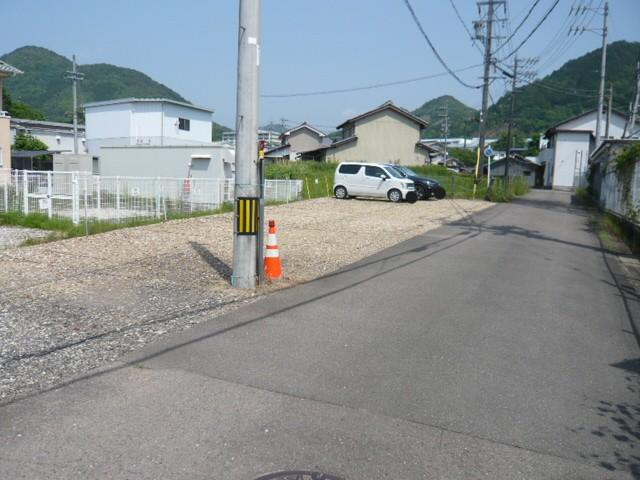 広岡町駐車場の外観・駐車場イメージ2枚目