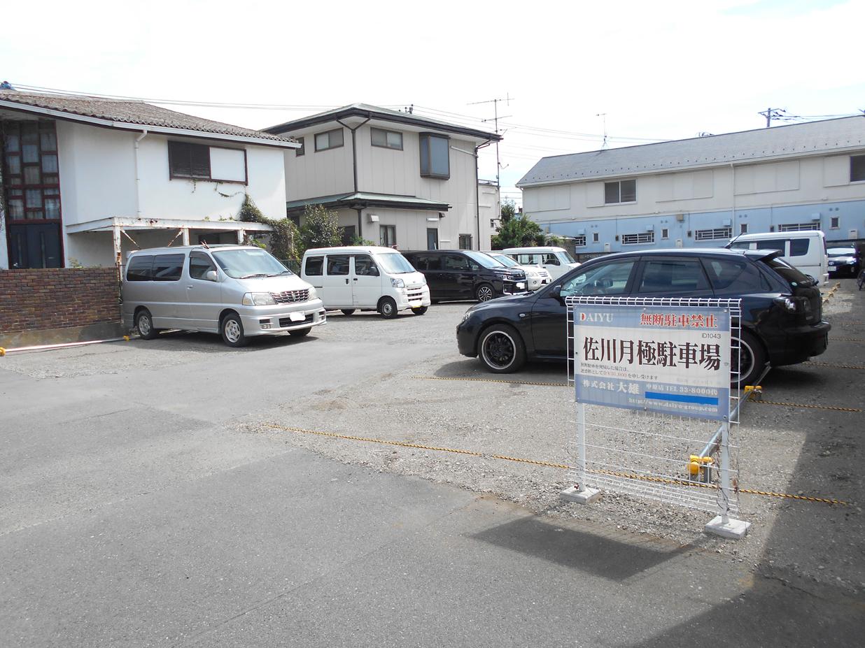 佐川月極駐車場の外観・駐車場イメージ1枚目