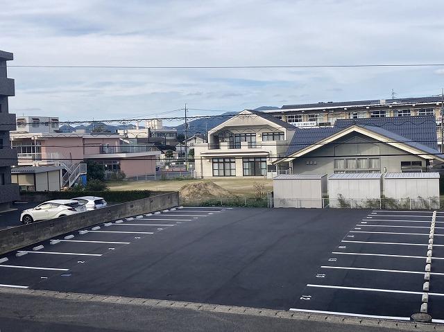 田中駐車場の外観・駐車場イメージ2枚目