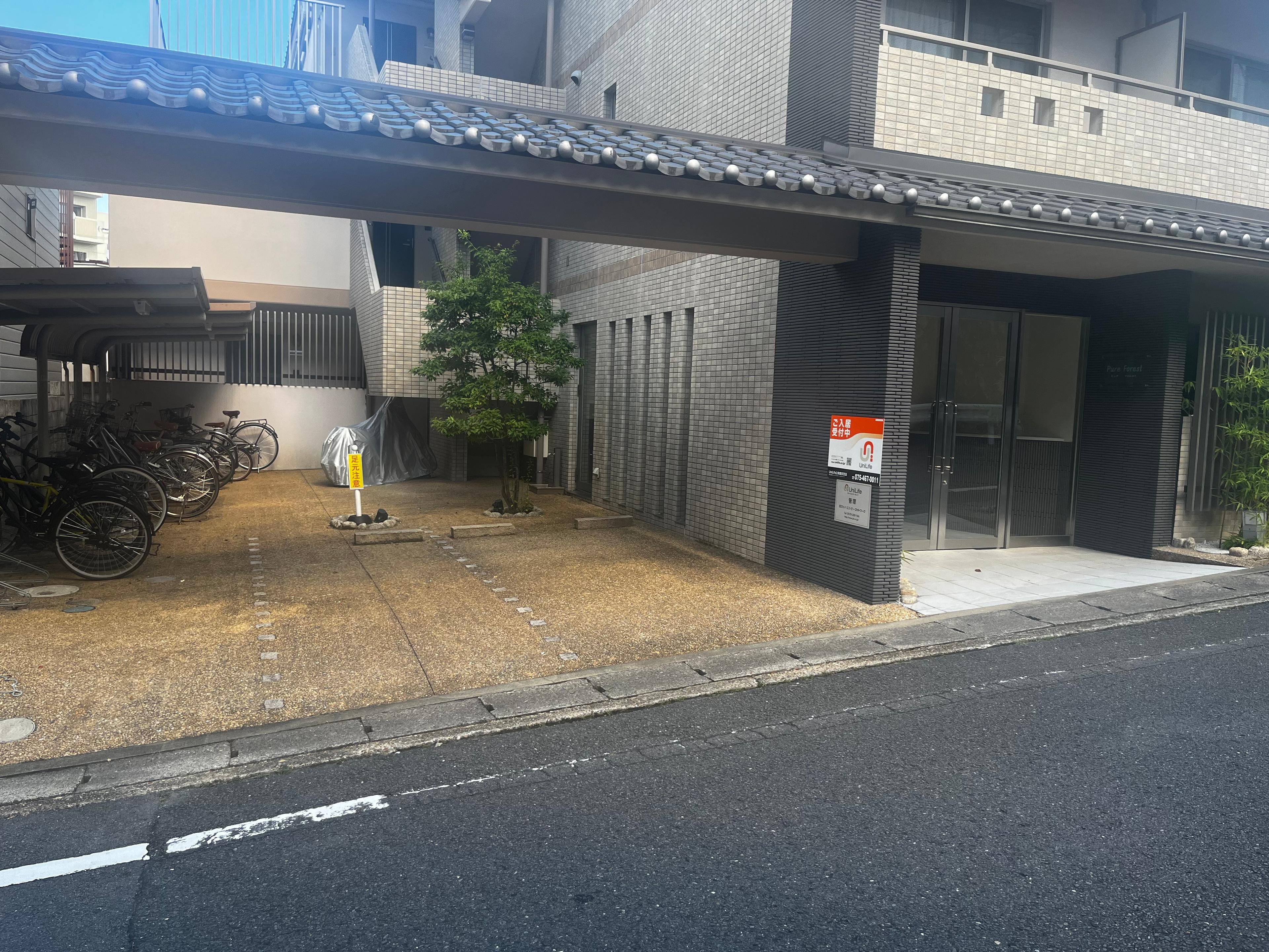 ピュアフォレストの外観・駐車場イメージ3枚目