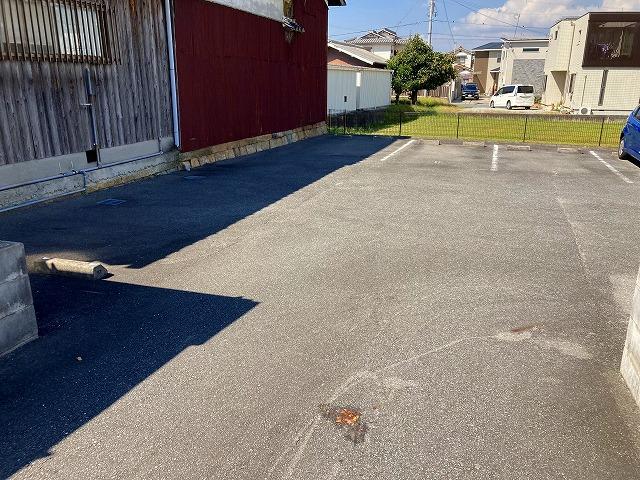 エムズコート(29109)の外観・駐車場イメージ2枚目