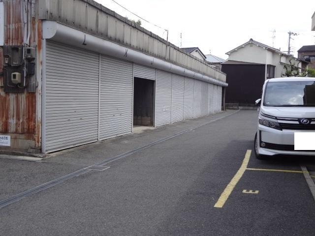 FK藤原ガレージの外観・駐車場イメージ1枚目