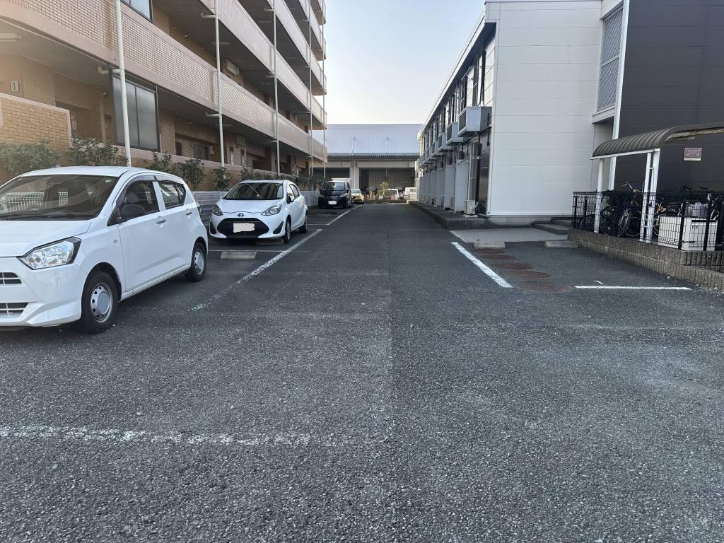 ＣａｓａＬｉｏｒｅ(16376)の外観・駐車場イメージ1枚目