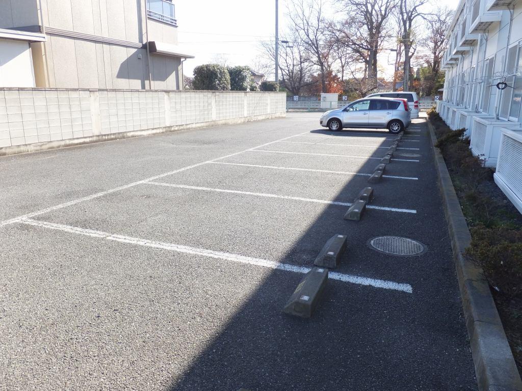 レジェンド(21203)の外観・駐車場イメージ1枚目