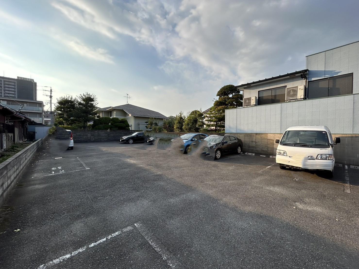 ジョイフル西神原№２パーキングの外観・駐車場イメージ1枚目