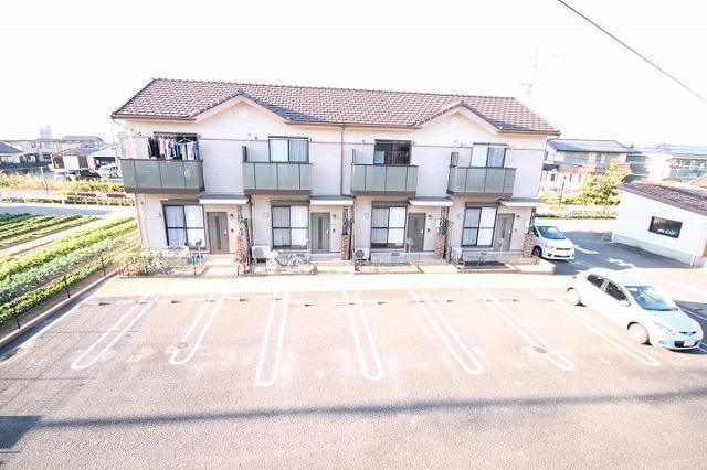 140352Sophia川端 A･Bの外観・駐車場イメージ1枚目