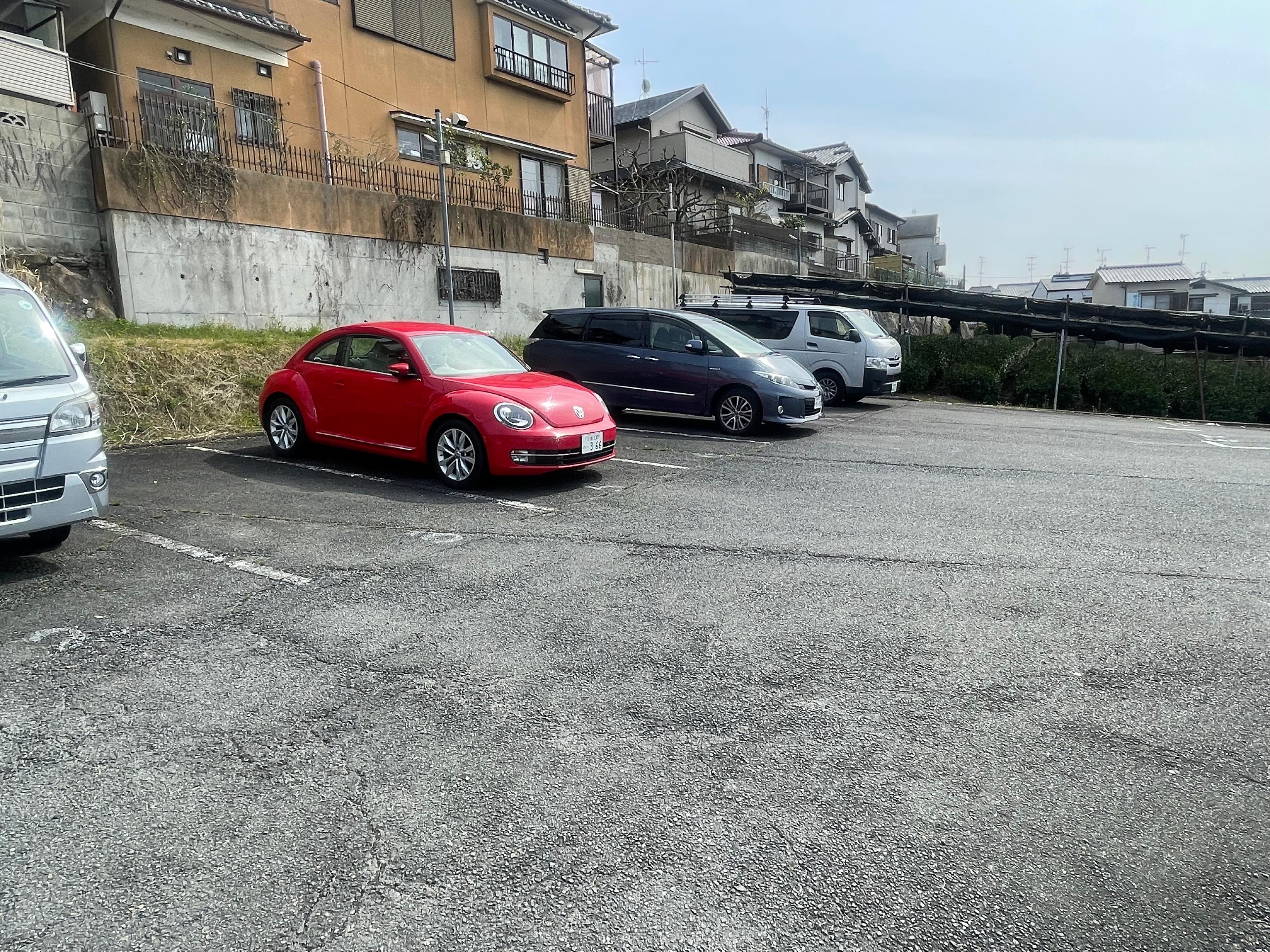 中林ガレージの外観・駐車場イメージ2枚目
