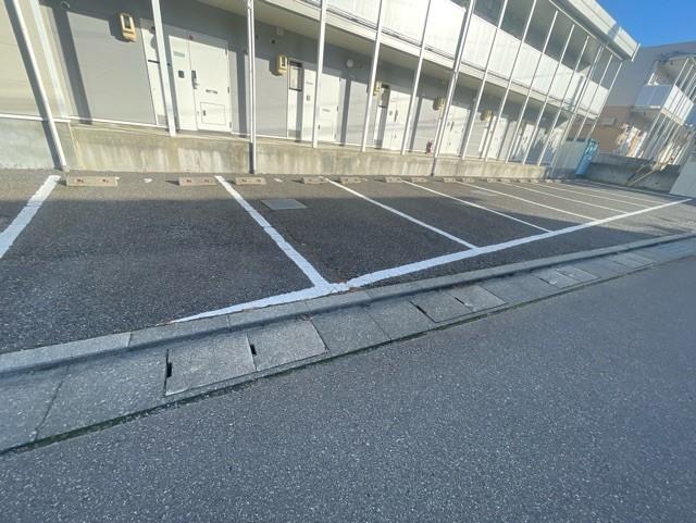 ＳＨＩＯＨＡＲＡ(17889)の外観・駐車場イメージ1枚目