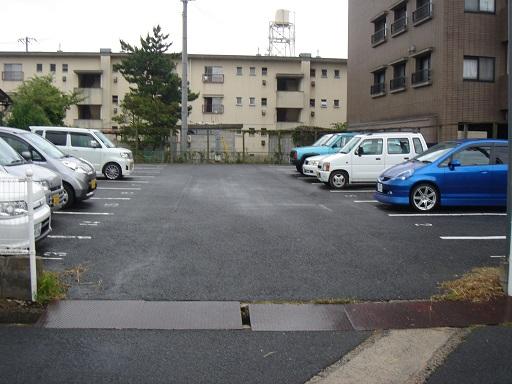 石橋駐車場の外観・駐車場イメージ1枚目
