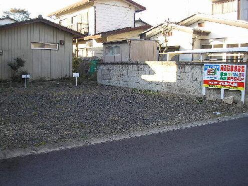 根本駐車場の外観・駐車場イメージ2枚目