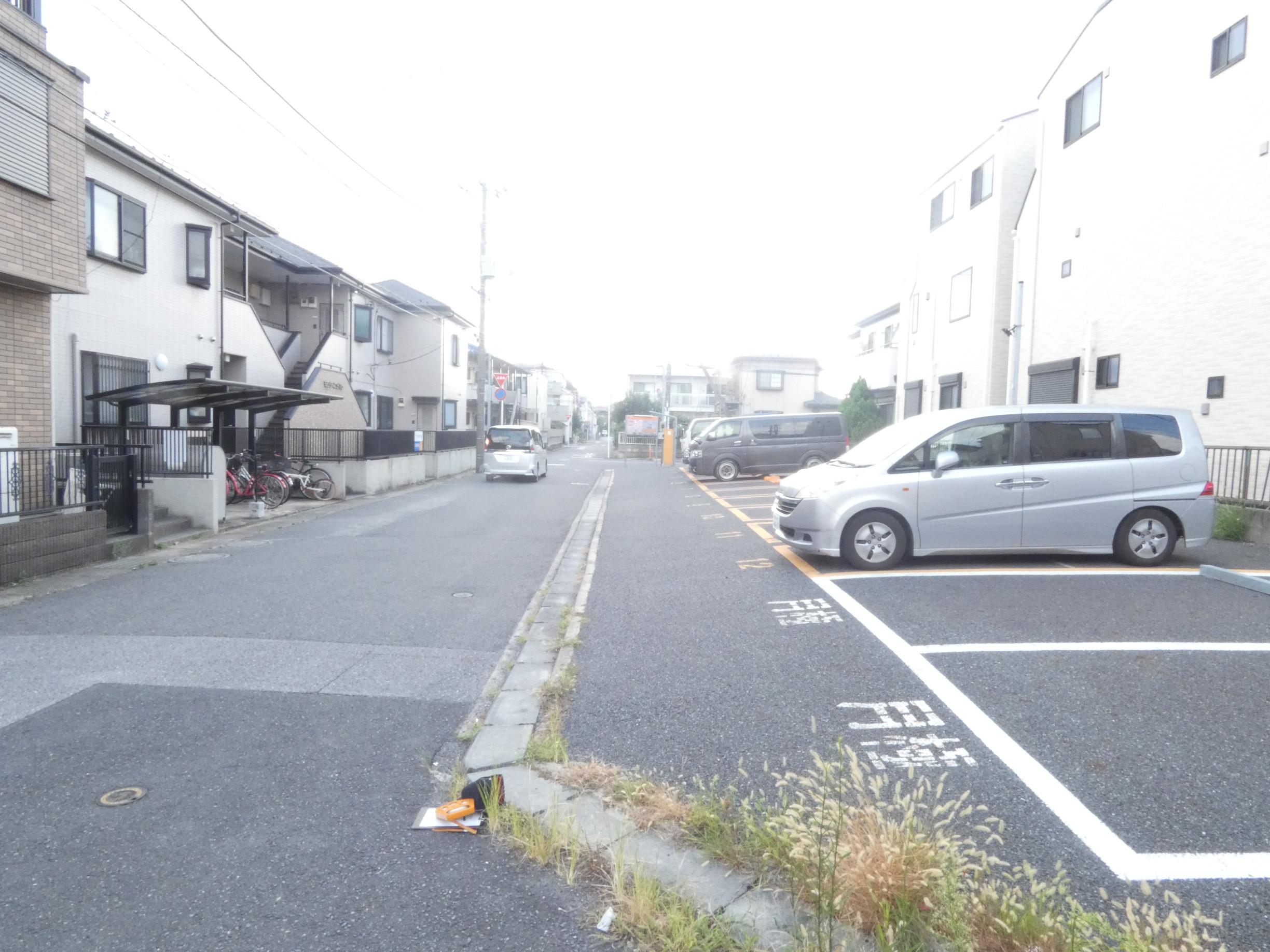 第５タナカパーキングの外観・駐車場イメージ3枚目